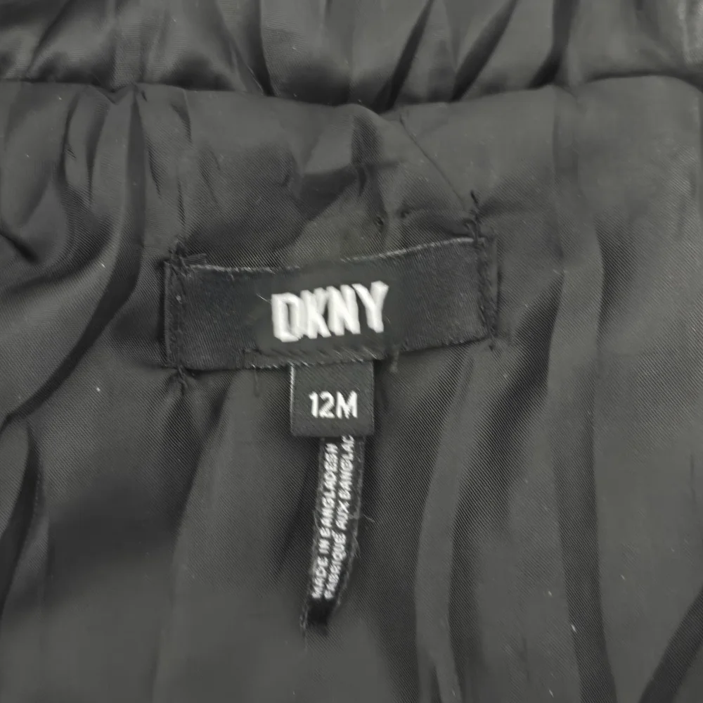 Dkny infant toddler black quilted vest sz 12 months - Picture 5 of 6